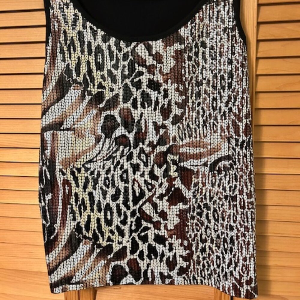 Beautiful sequined tank top - size M